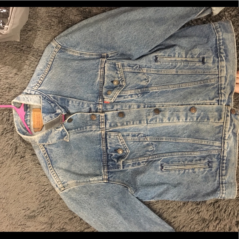 Vintage Levi’s denim jacket